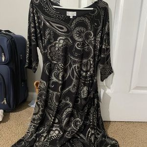 Black knee length dress signature by robbie bee